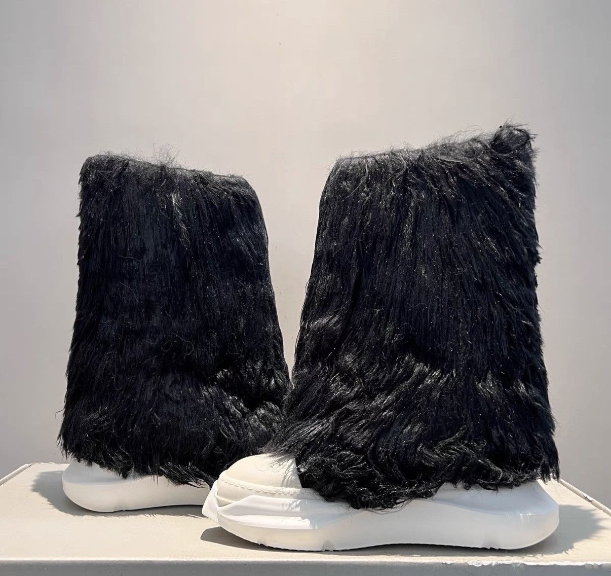 Rick Owens Rick Owens FW22 Abstract High-Top "Elephant" / Fur Boots Size US 9.5 / EU 42-43 - 5 Thumbnail