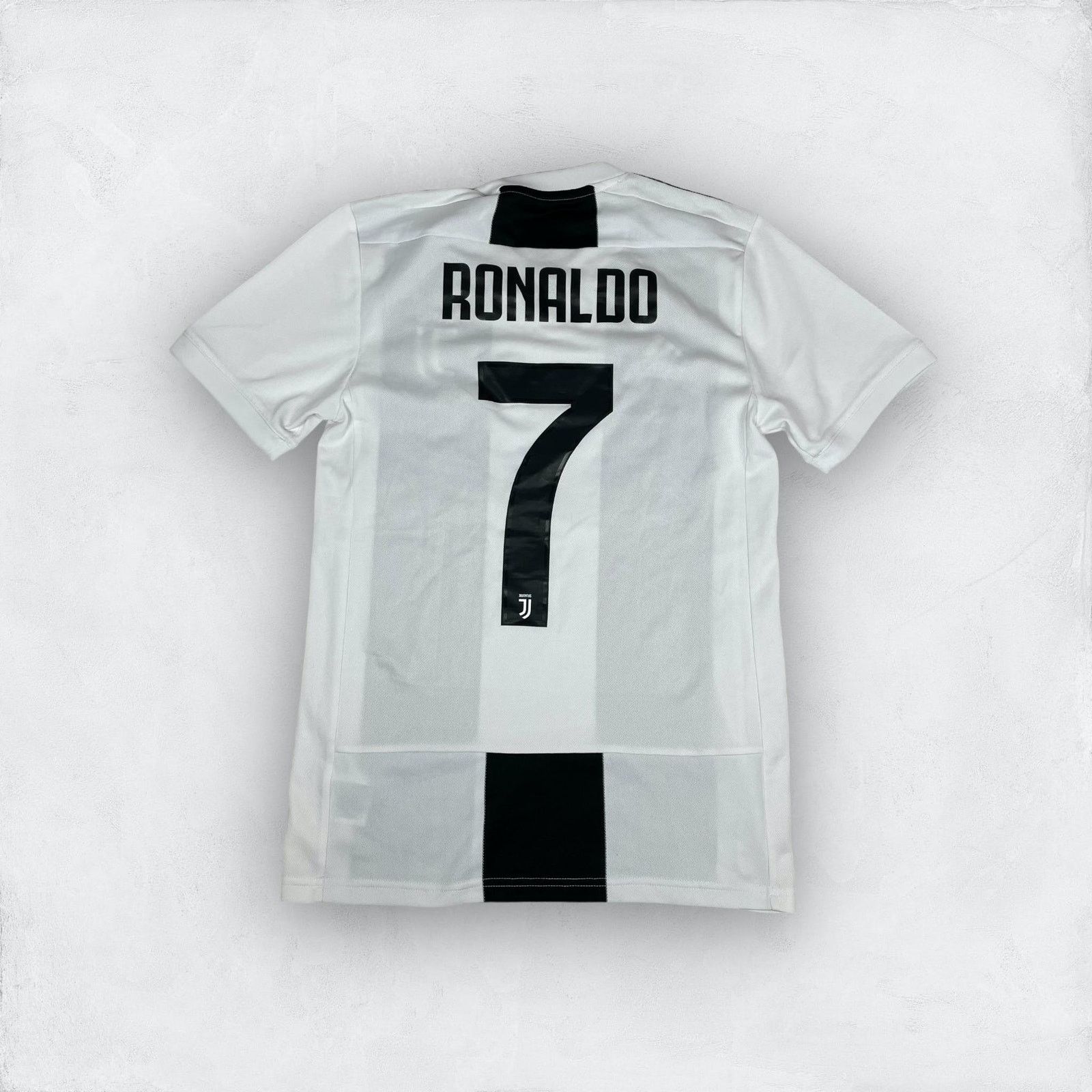 Adidas Adidas Men's Juventus F.C. Cristiano Ronaldo# 7 Jersey XS Size US XS / EU 42 / 0 - 10 Thumbnail