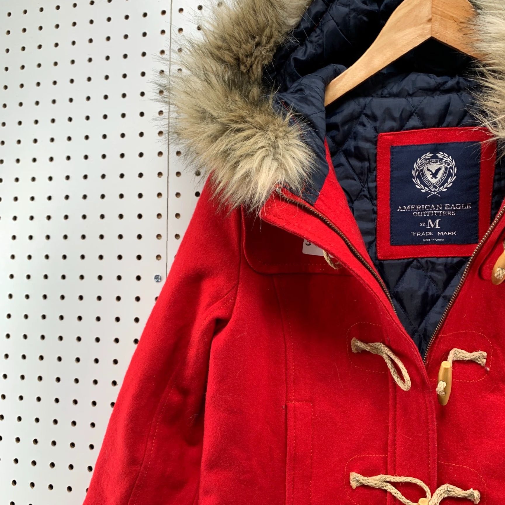 American Eagle Outfitters American Eagle Wool Coat Womens Medium Red Hooded Toggle Faux Fur 20x29 Coat Women Red Wool Blend Pea Coat Winter Removable? Size M / US 6-8 / IT 42-44 - 6 Thumbnail