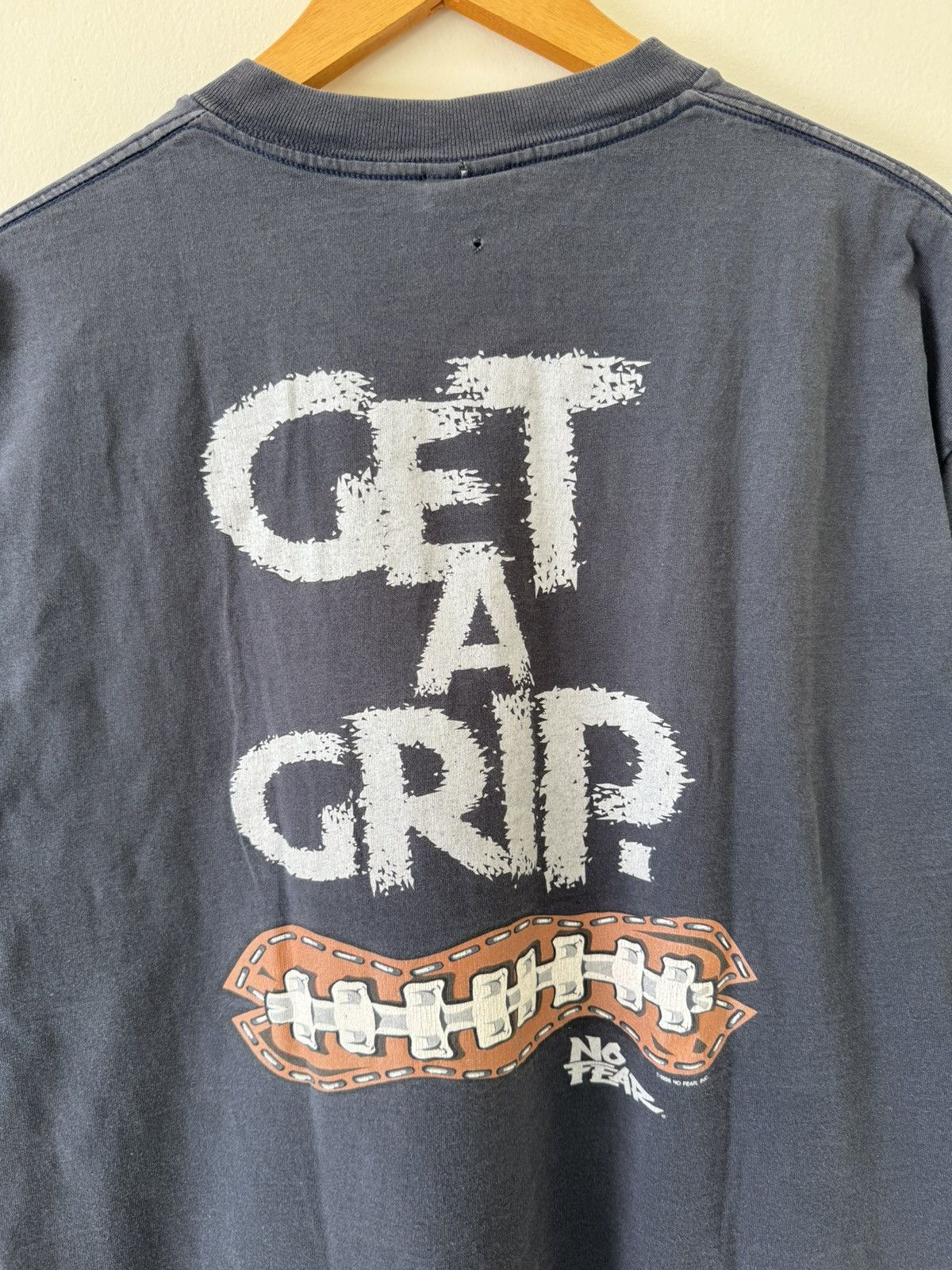 No Fear VINTAGE 90’S NO FEAR GET A GRIP T-SHIRT Size US L / EU 52-54 / 3 - 2 Thumbnail