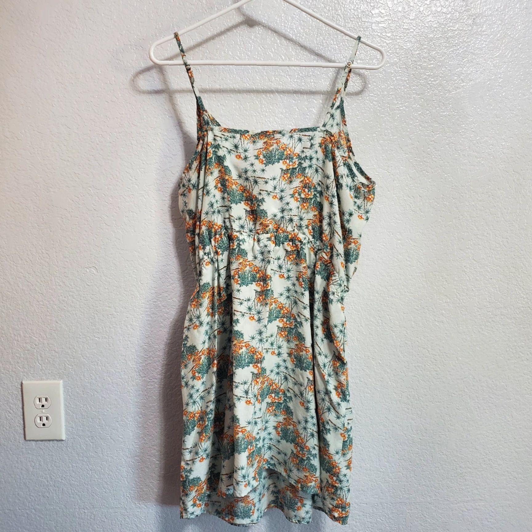 Toad&Co VINTAGE Toad & Co Hillrose Mini Dress Women L Faux Wrap Floral Sleeveless Hawaiian Beach Size L / US 10 / IT 46 - 2 Thumbnail