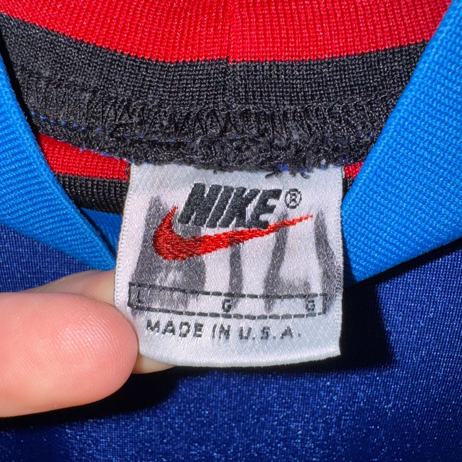 Nike Vintage Y2K Nike embroidered logo 1990s LS warm up jersey Size US L / EU 52-54 / 3 - 3 Thumbnail