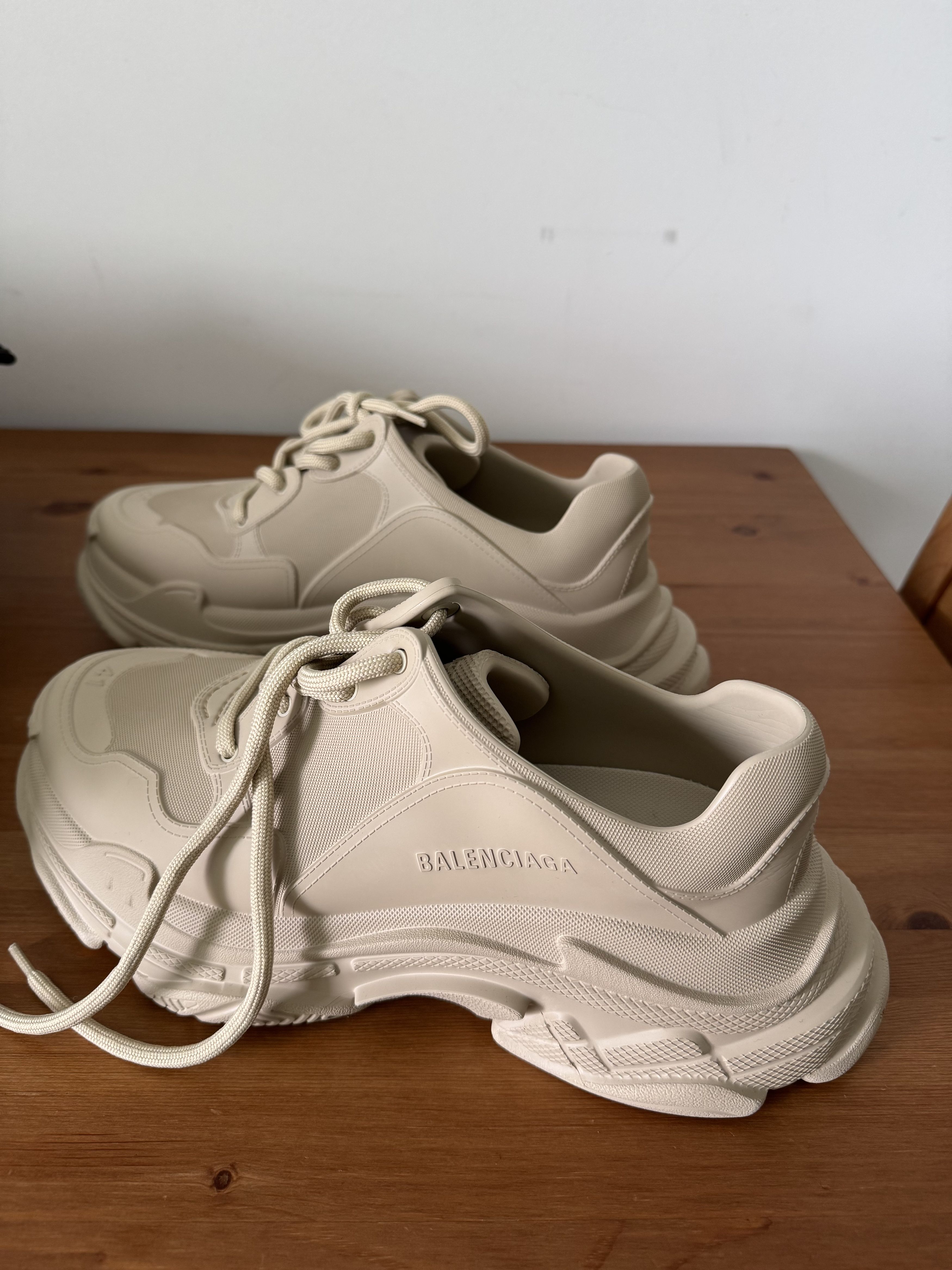 Balenciaga Balenciaga zero sneaker Sneakers Beige Size 43 | Grailed