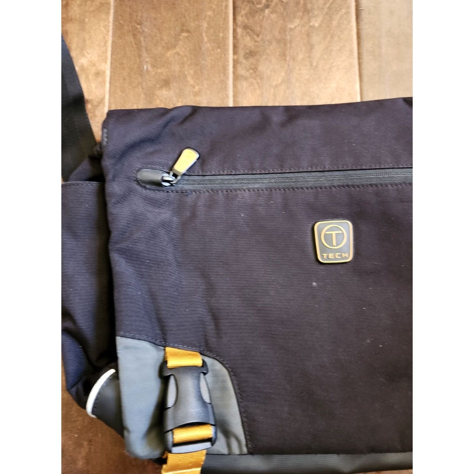 Tumi Tumi T-Tech Spell Out Crossbody Messenger Bag Briefcase Travel Bag Medium Black Mens Size ONE SIZE - 3 Thumbnail