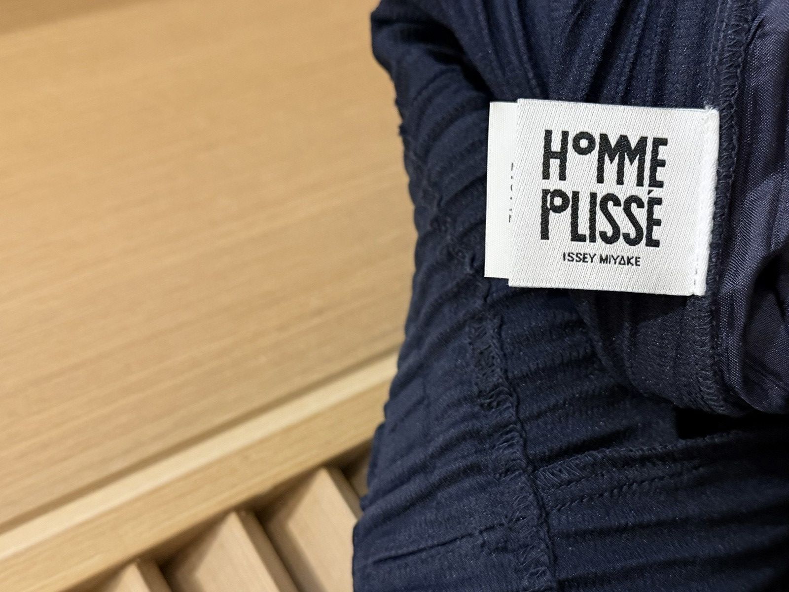 Homme Plisse Issey Miyake Homme Plissé Issey Miyake Navy Blue Trousers Size US 28 / EU 44 - 4 Thumbnail