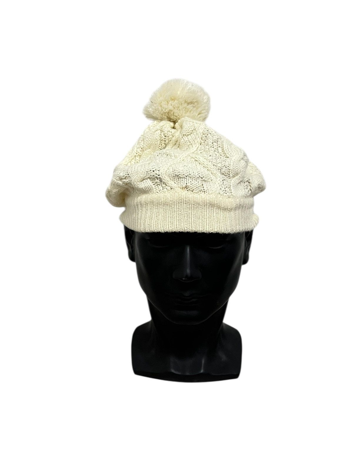 Uniqlo Uniqlo Crochet Beanie Hat Size ONE SIZE - 1 Thumbnail