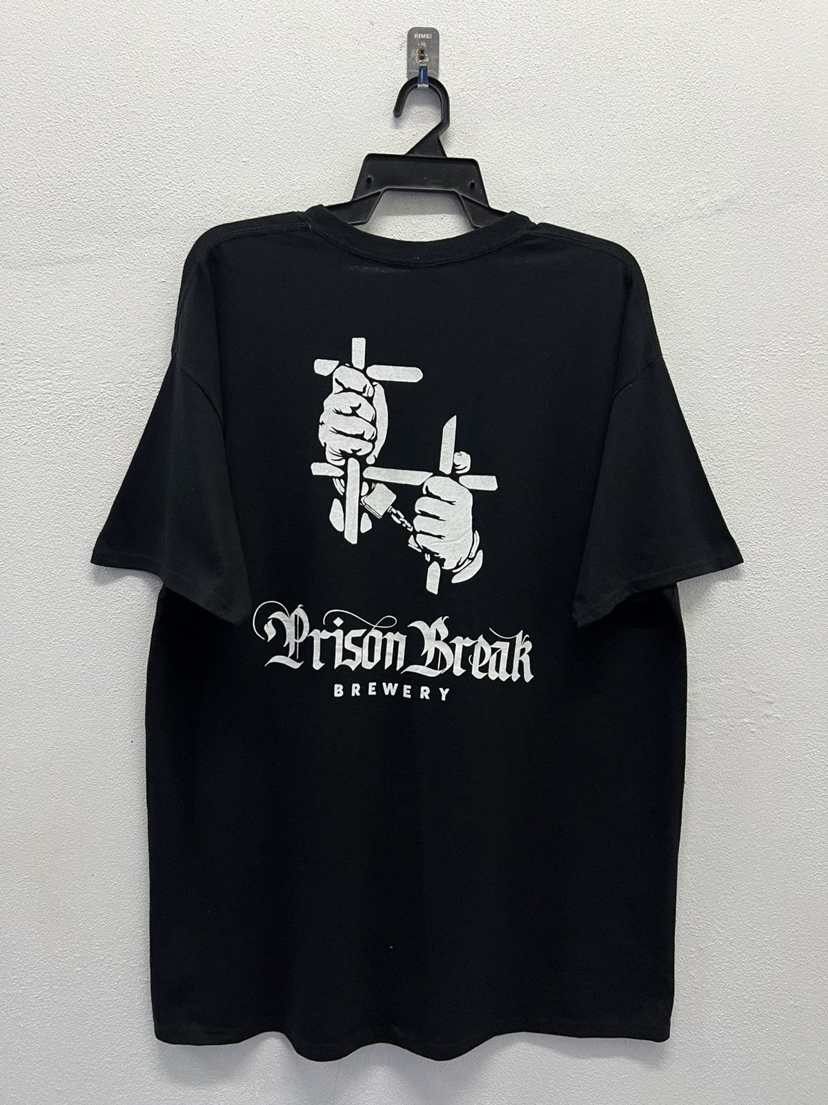 Gildan × Vintage VINTAGE GILDAN PBB PRISON BREAK BREWERY SHIRT Size US XL / EU 56 / 4 - 2 Thumbnail