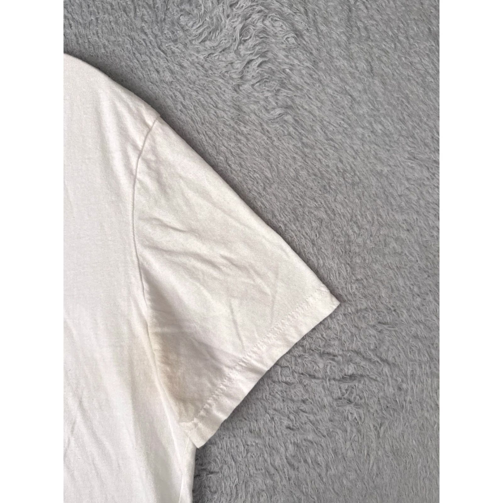 Tommy Hilfiger Tommy Hilfiger Shirt Adult Medium White Short Sleeve V-Neck 100% Cotton READ Size US M / EU 48-50 / 2 - 2 Thumbnail