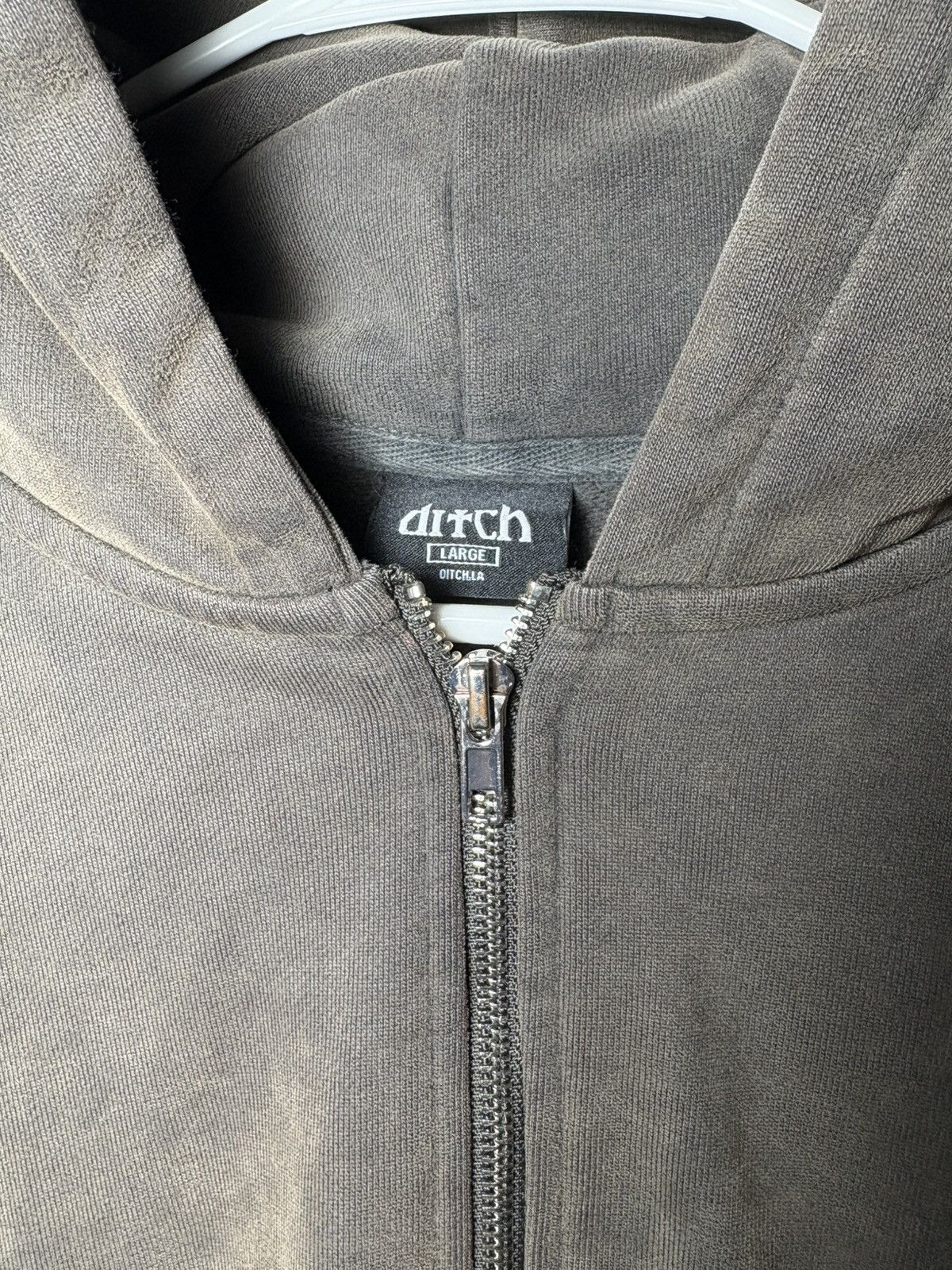 Other Ditch LA Arch Logo Zip Size US L / EU 52-54 / 3 - 2 Thumbnail