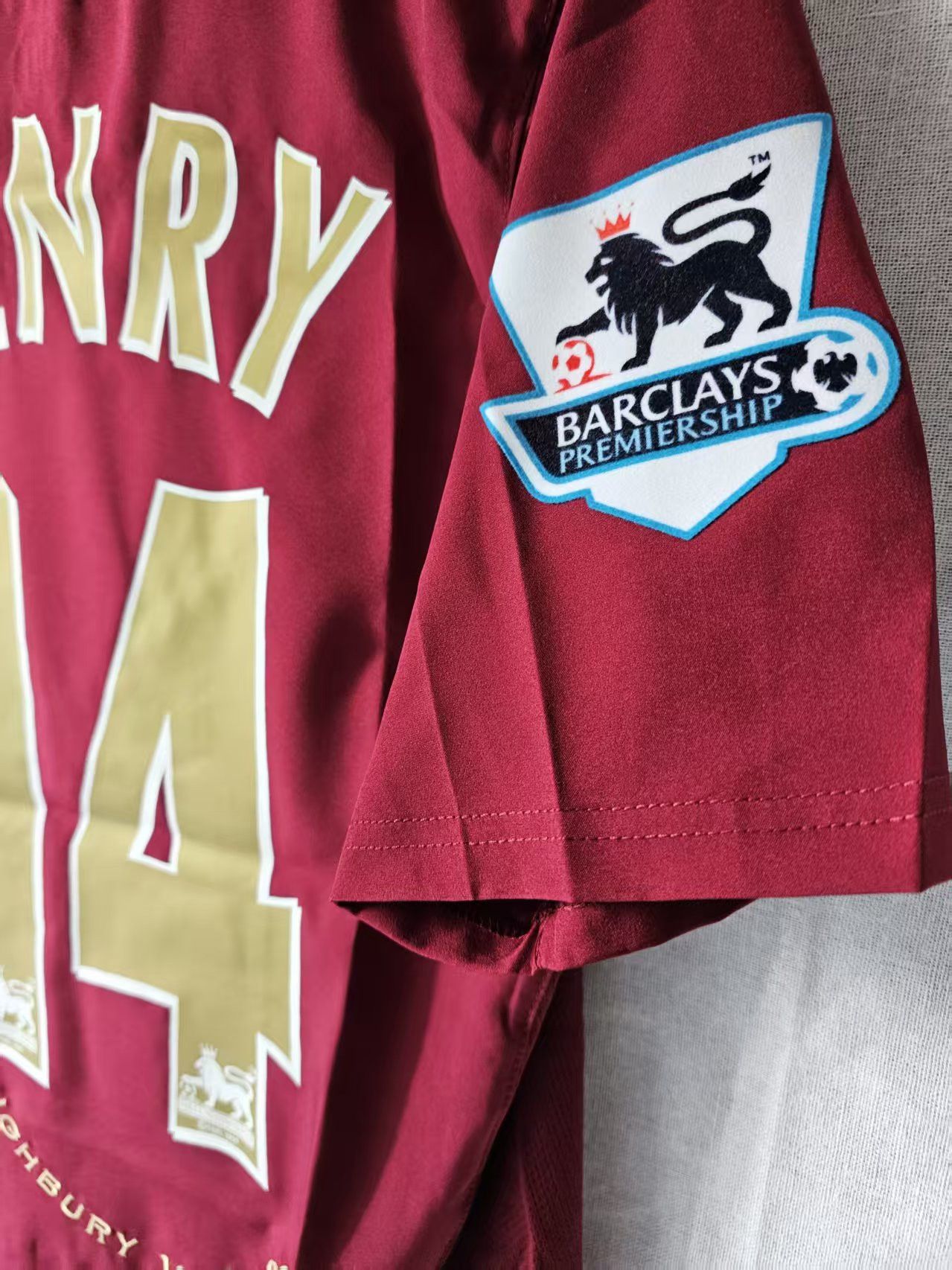 Other 2005 2006 Arsenal #14 Thierry Henry Jersey Size US S / EU 44-46 / 1 - 4 Thumbnail