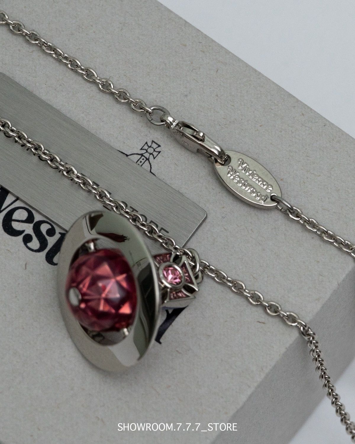 Vivienne Westwood Vivienne Westwood Mashita Orb Pendant Necklace Size ONE SIZE - 7 Thumbnail