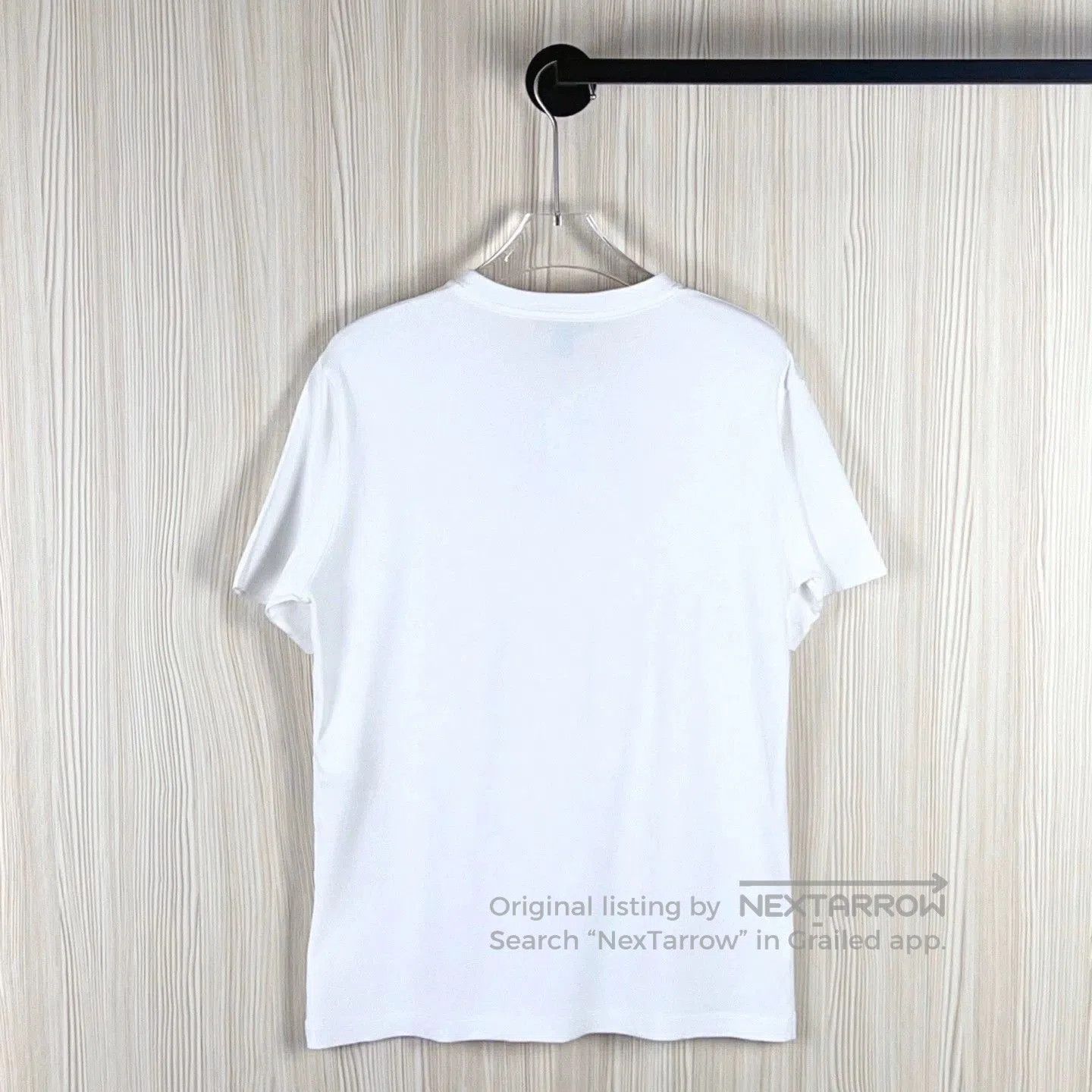louis vuitton white short sleeve t-shirt.