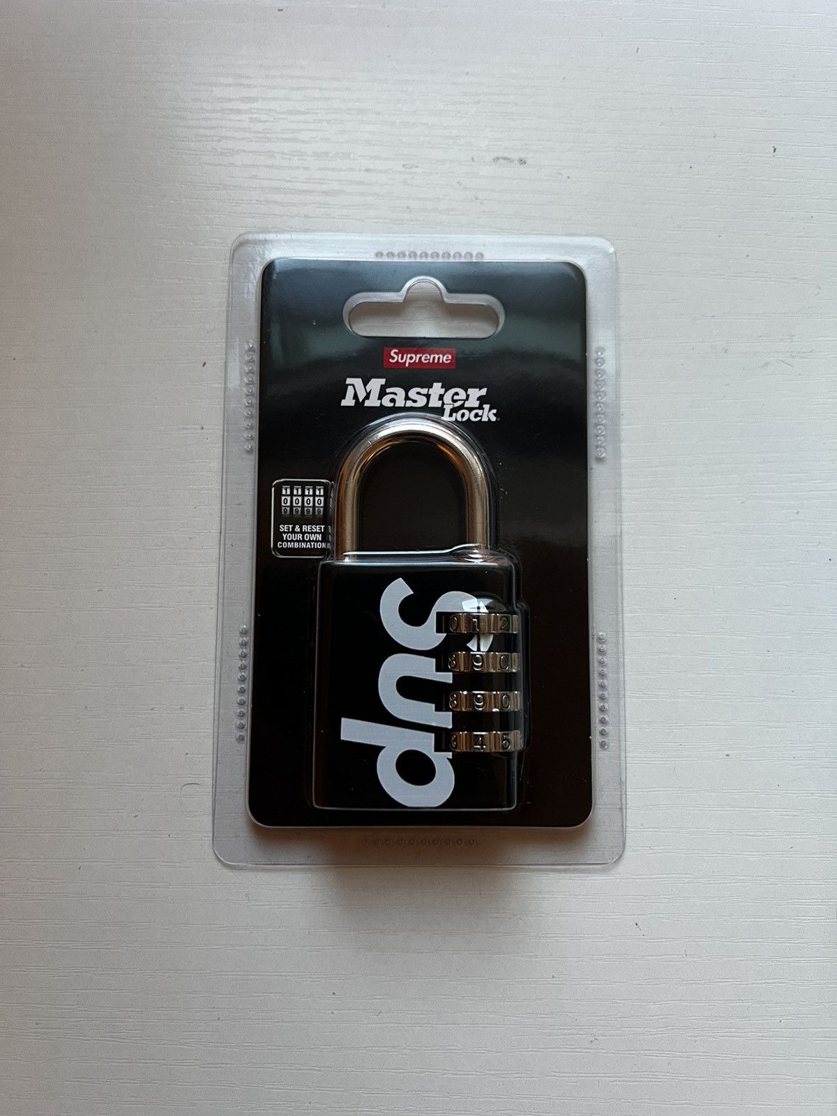 Supreme × Master Lock Supreme×fragment Supreme Master Lock Numeric Combination Lock (SS19) - $38