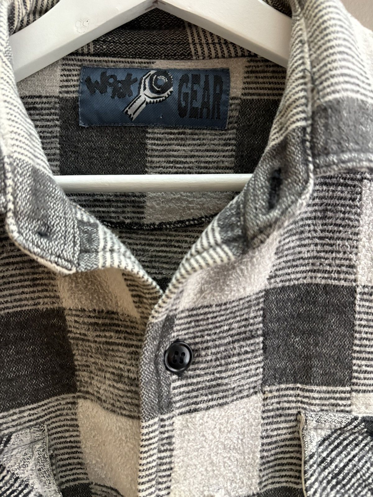 Vintage Work Gear VTG 90s checkered plaid flannel button-down shirt Size US L / EU 52-54 / 3 - 3 Thumbnail