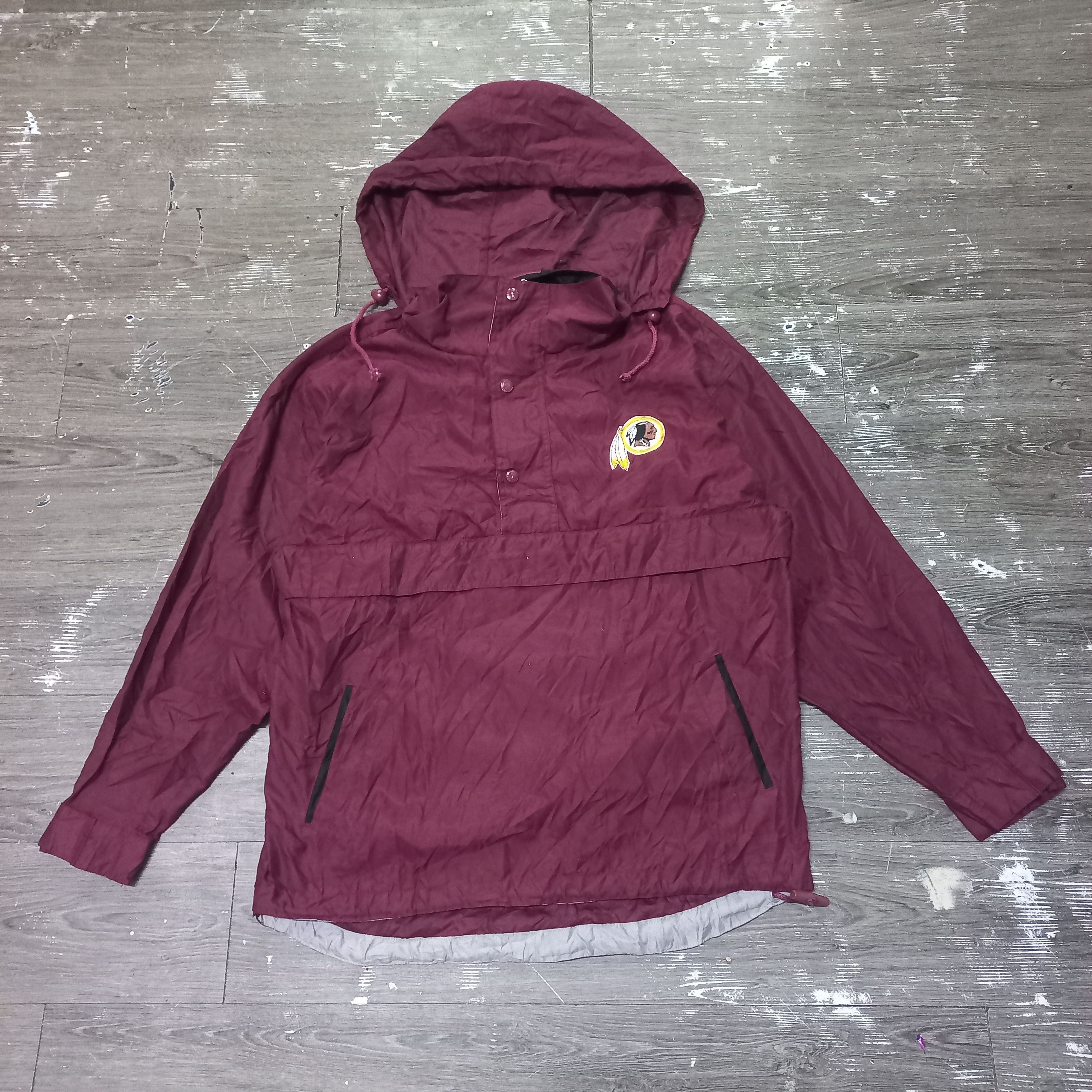 NFL × Vintage Vintage red skins windbracker big logo NFL team Size US S / EU 44-46 / 1 - 7 Thumbnail