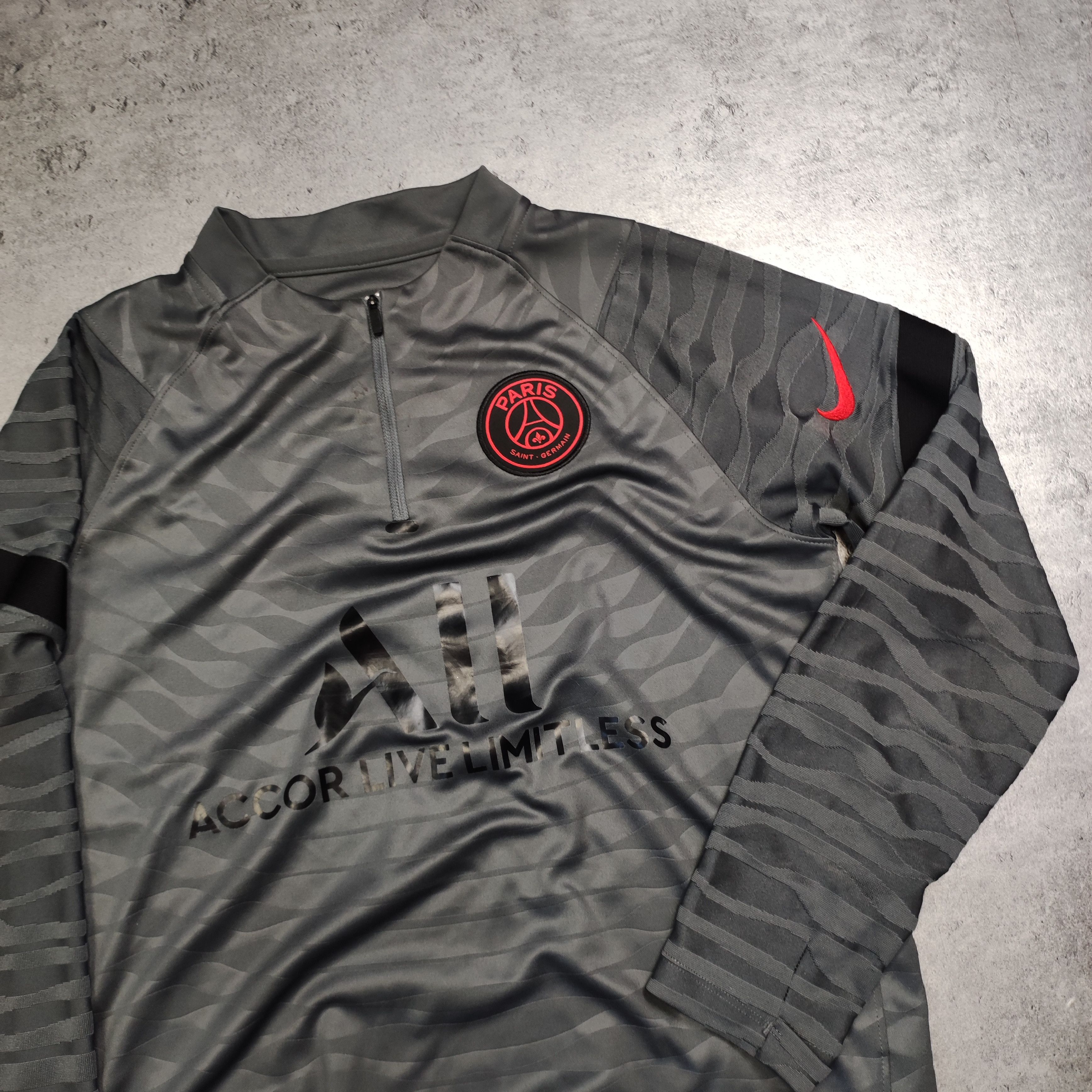 Nike RARE Football Soccer Nike PSG Paris Saint Germain Longsleeve Size US L / EU 52-54 / 3 - 3 Thumbnail
