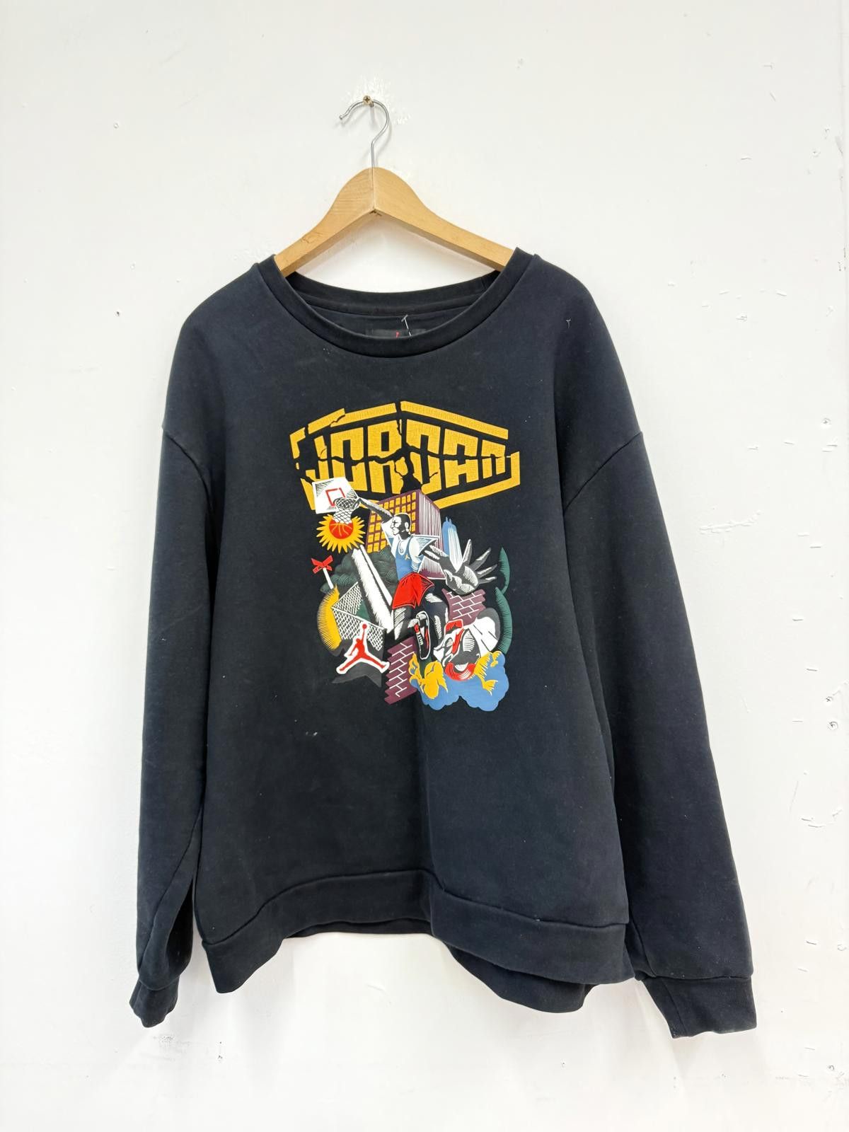 Jordan Brand Jordan Black Graphic Sweatshirt XL Size US XL / EU 56 / 4 - 1 Thumbnail