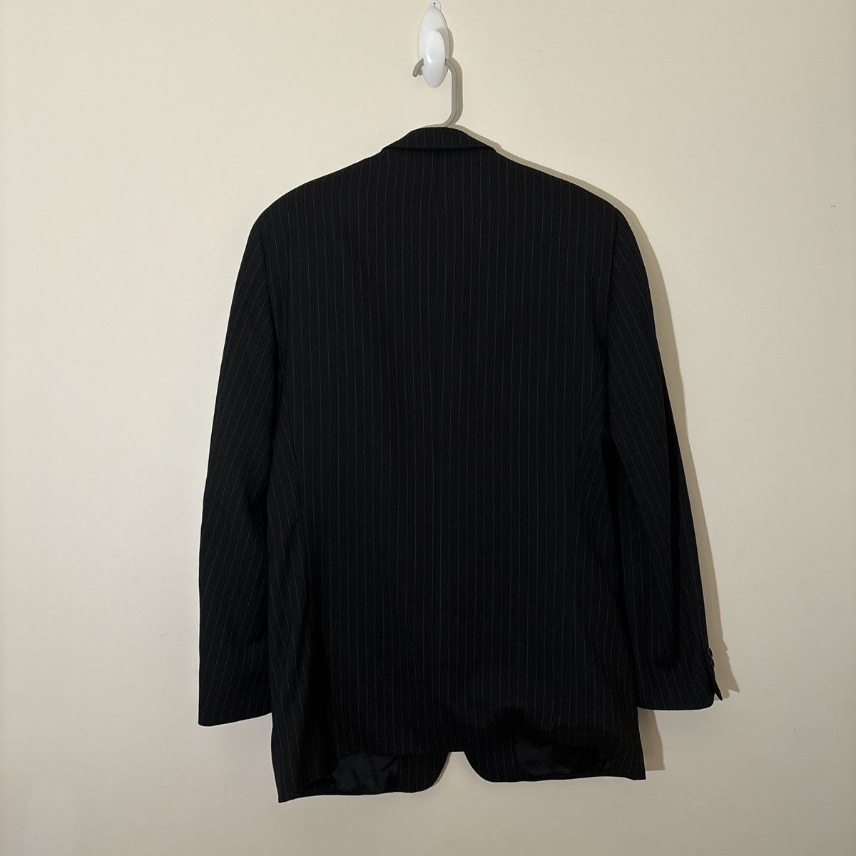 Armani Armani Collezioni Navy Pinstripe Wool Blazer EU 50R (US 40R) Size 40R - 2 Thumbnail