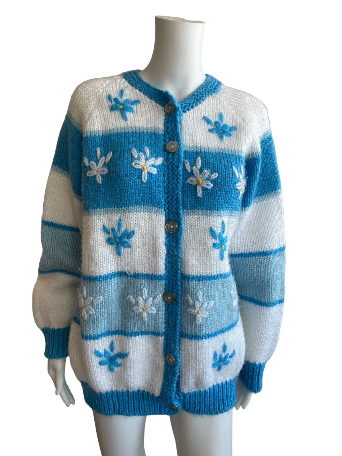 Vintage Vintage 70s / 80s Oversize Knitted Cardigan Blue White Size L / US 10 / IT 46 - 1 Thumbnail