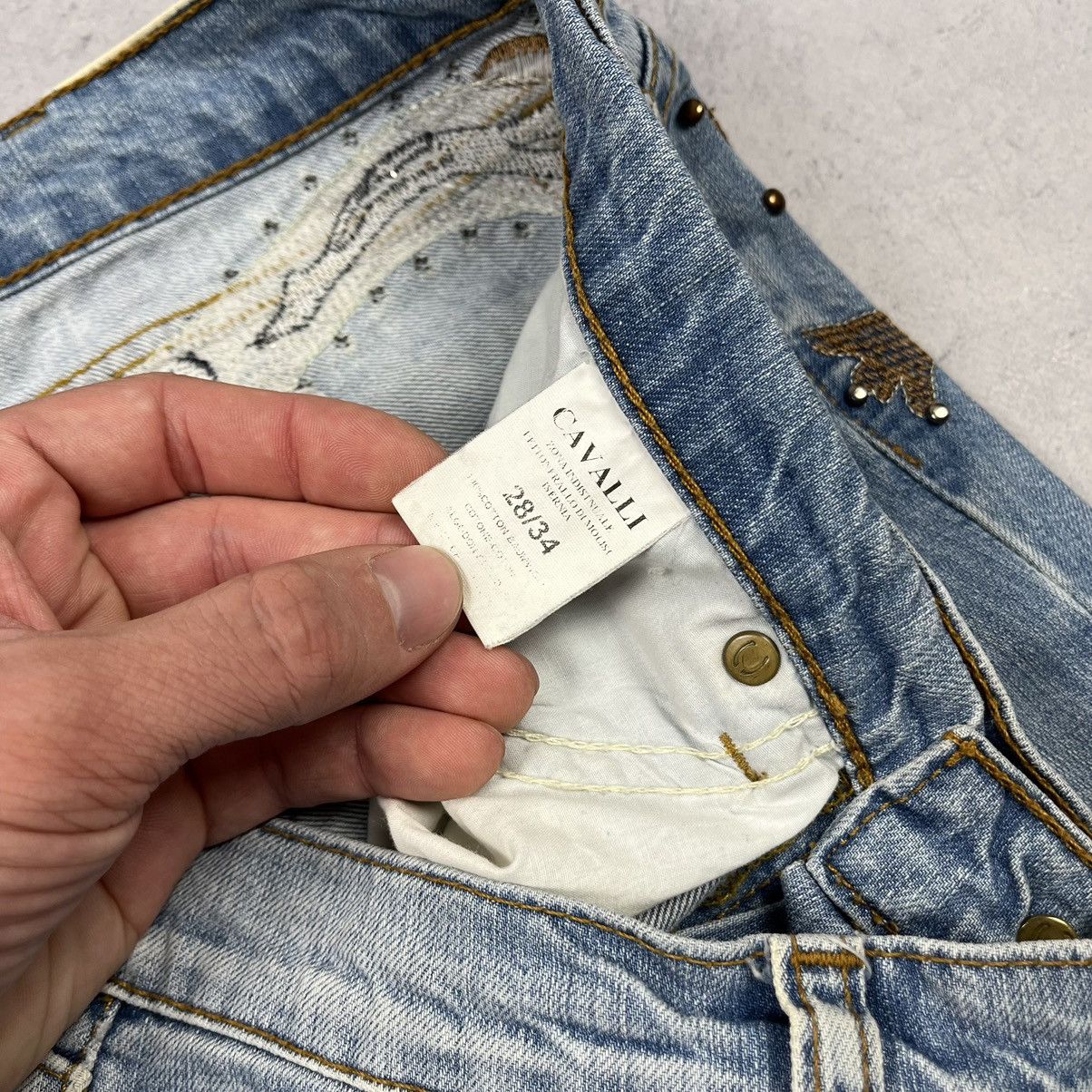 Roberto Cavalli Just Cavalli by Roberto Cavalli embroidered dragon y2k jeans Size 28" / US 6 / IT 42 - 19 Thumbnail