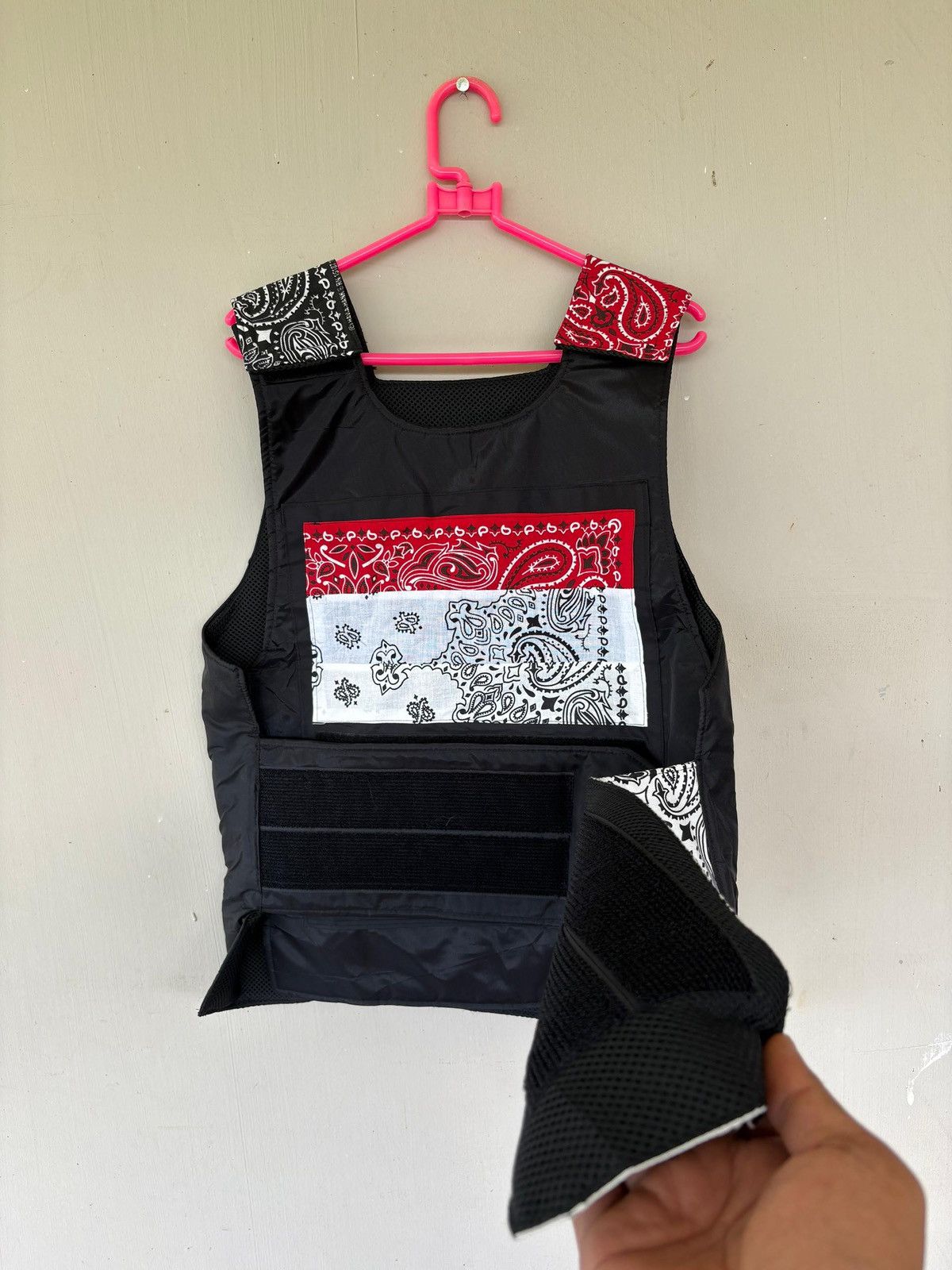 Vintage Vest Costum Vintage Scarf Design Bandana Scarf Size US M / EU 48-50 / 2 - 3 Thumbnail