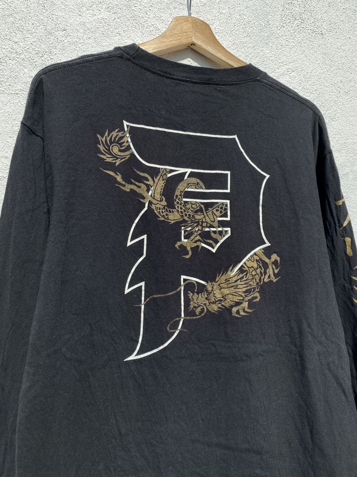 Japanese Brand × Primitive Dragon Primitive Longsleeve Size US L / EU 52-54 / 3 - 1 Thumbnail