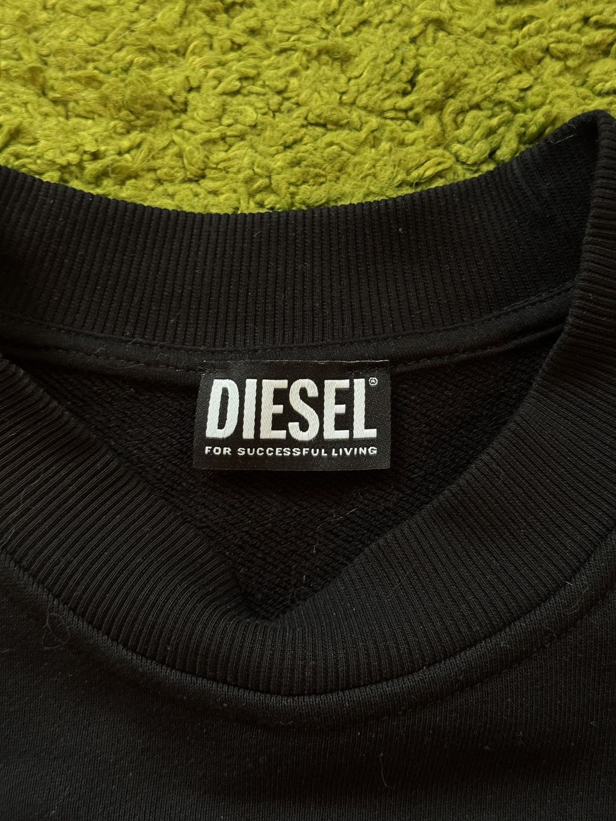 Designer × Diesel Diesel iconic big logo sweatshirt Y2K style Size US S / EU 44-46 / 1 - 3 Thumbnail