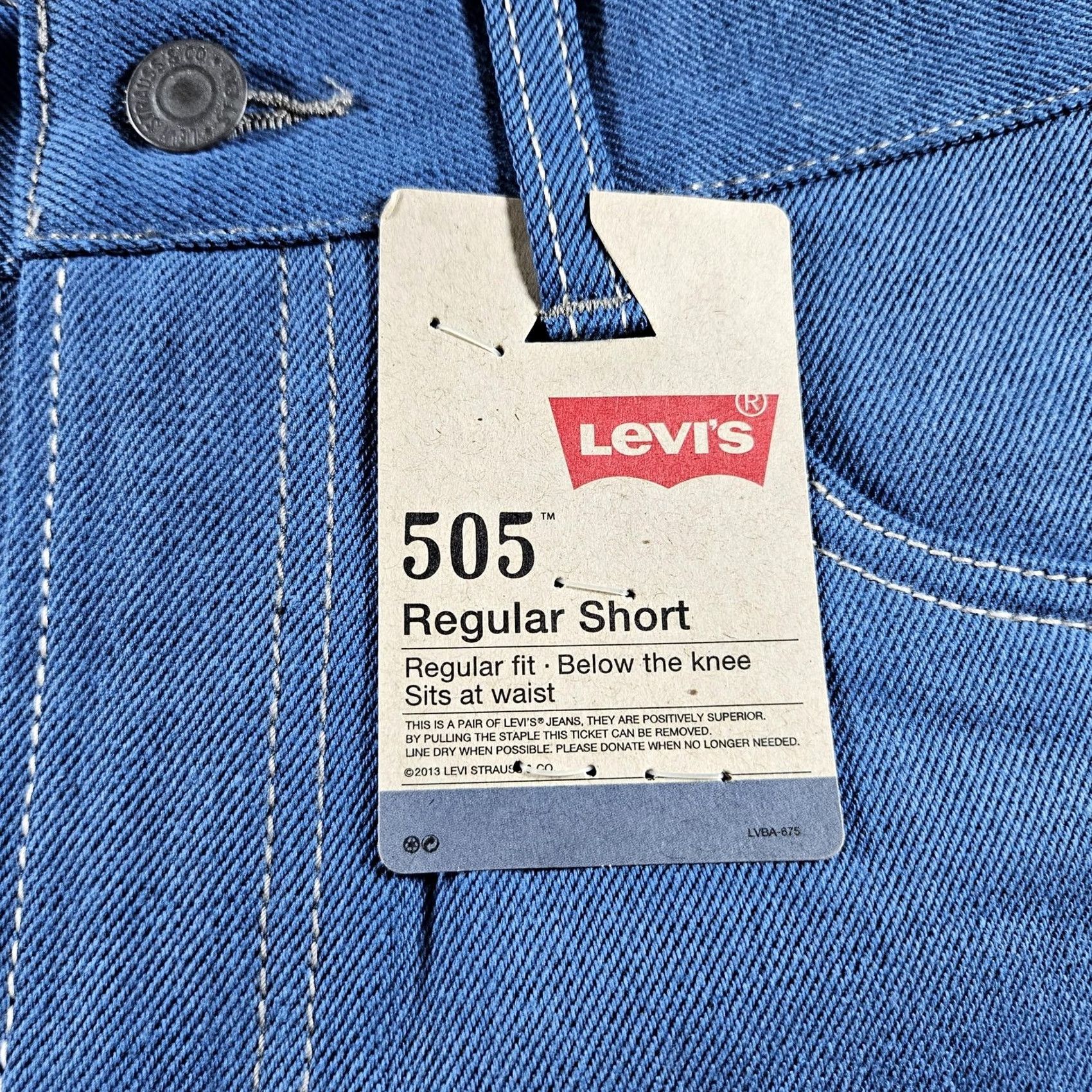 Levi's Levi's 505 Bermuda Shorts Women 18 Regular Fit Denim Blue Flat Front Pockets Zip 9in Inseam Summer Casual Vintage No Size 40" / US 18 - 2 Thumbnail