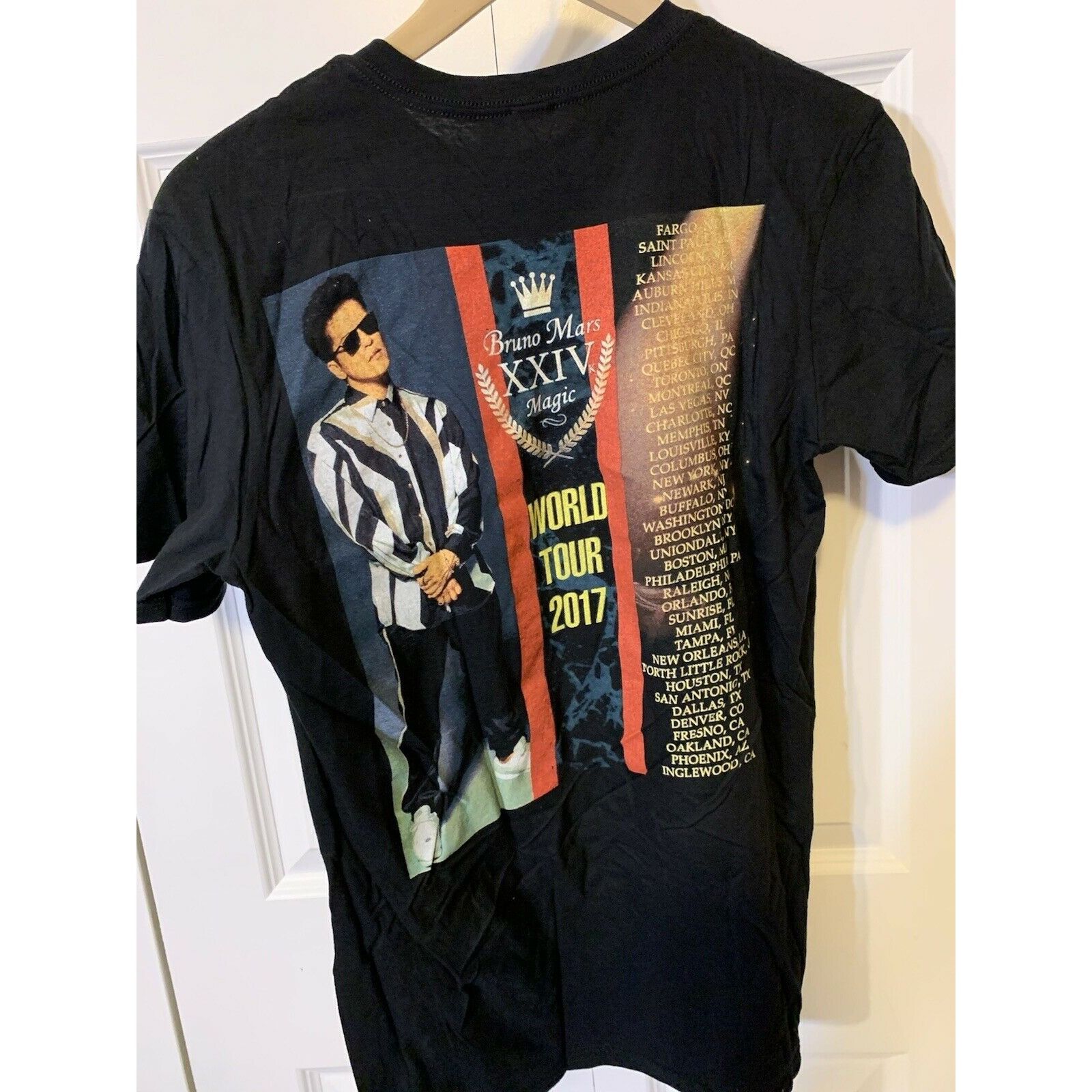 Anvil Bruno Mars Unisex Sz Medium Black 24K Magic World Tour 2017 Size US M / EU 48-50 / 2 - 7 Thumbnail