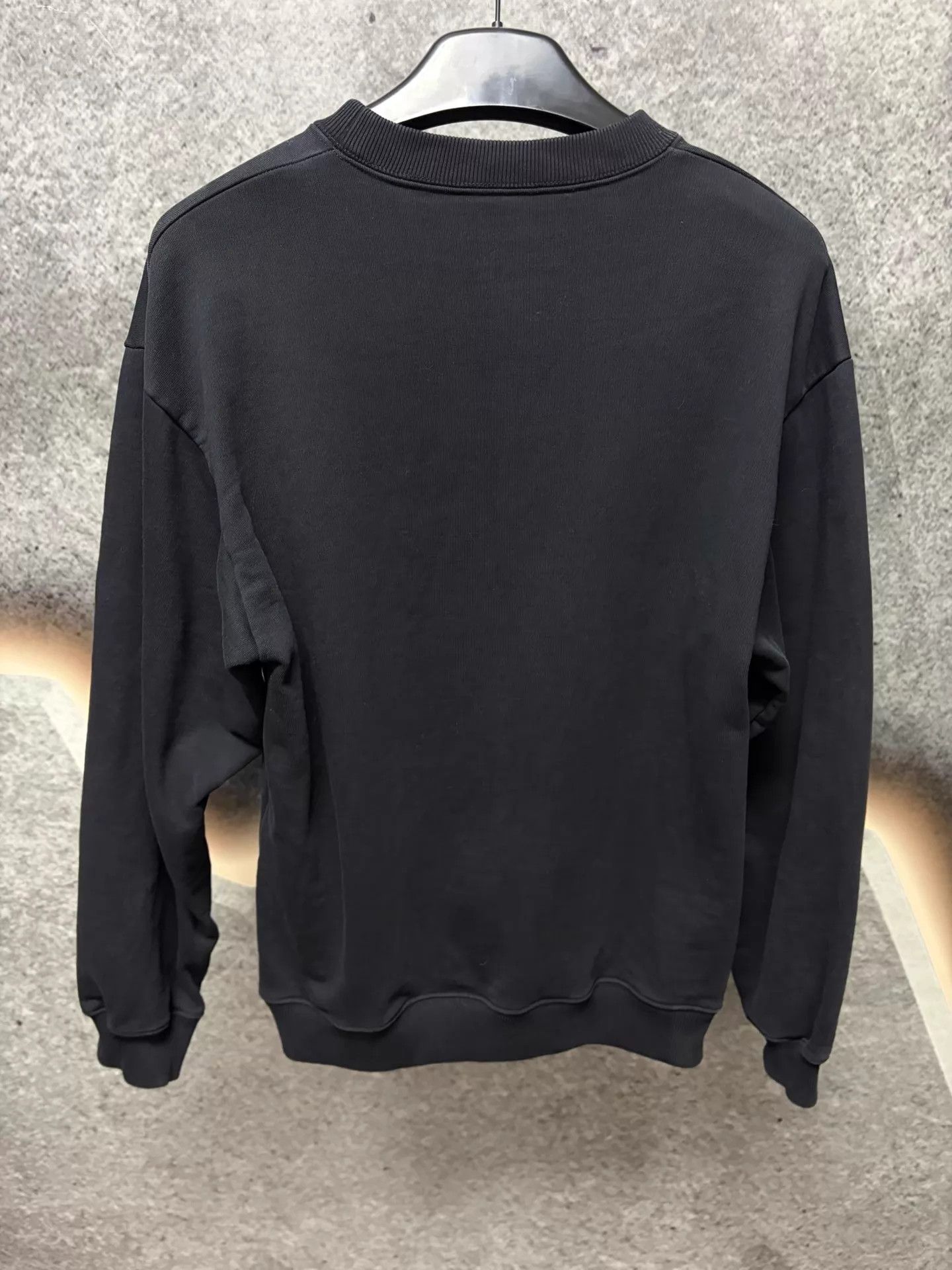 Balenciaga Balenciaga Black Crewneck Sweatshirt XS (Like New) Size US XS / EU 42 / 0 - 2 Thumbnail