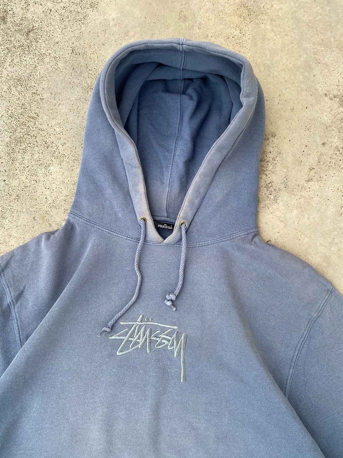 Other Vintage Faded Sky Blue Stussy Center Pullover Hoodie Size US XL / EU 56 / 4 - 2 Thumbnail