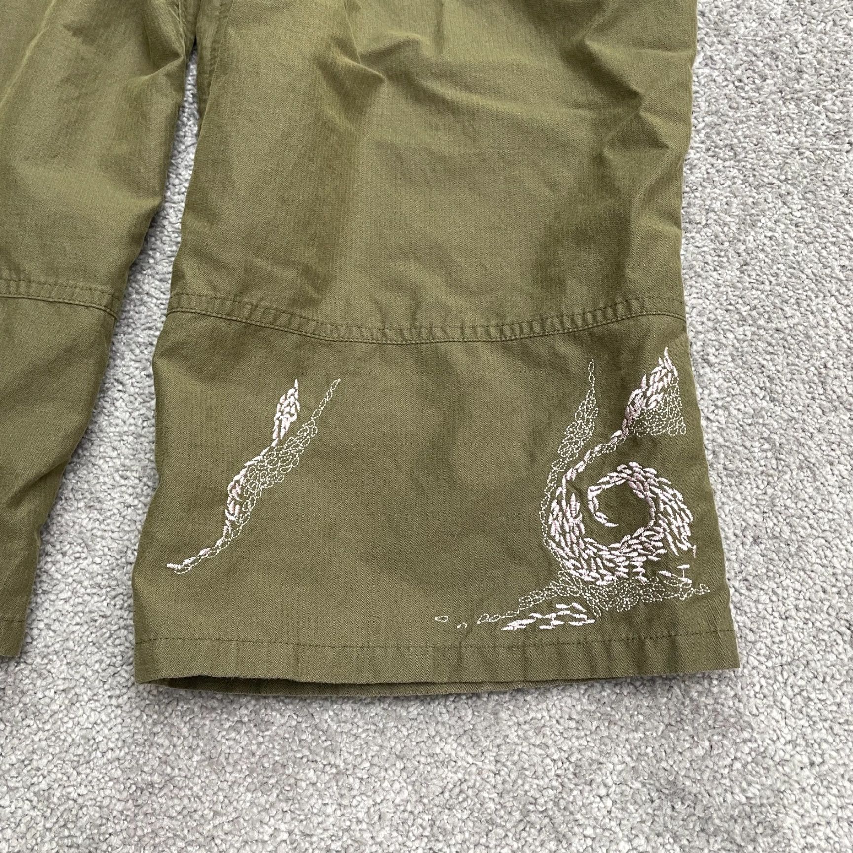 Vintage VINTAGE Horny Toad Capri Pants Womens 10 Green Straight Leg Embroidered Outdoor 34x18 Size 32" / US 10 / IT 46 - 4 Thumbnail