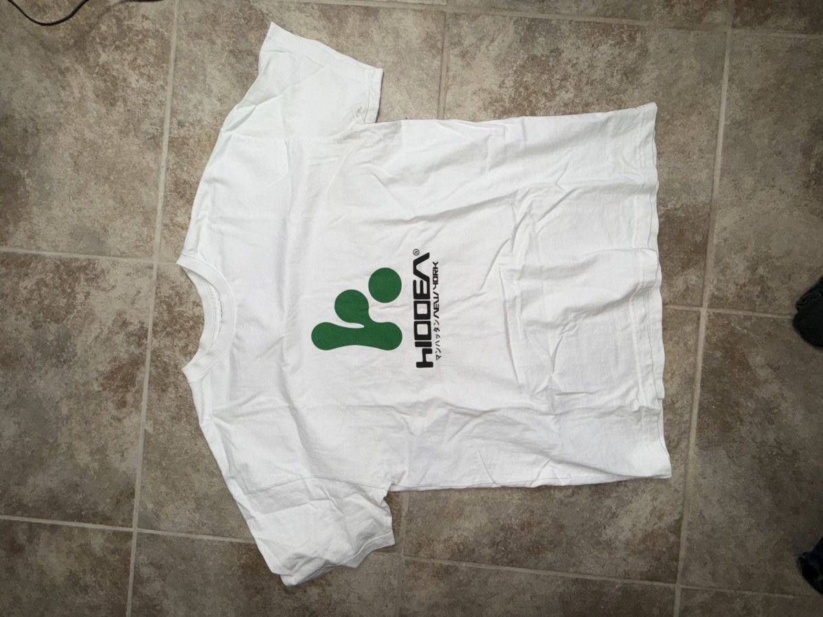Hidden t-shirt