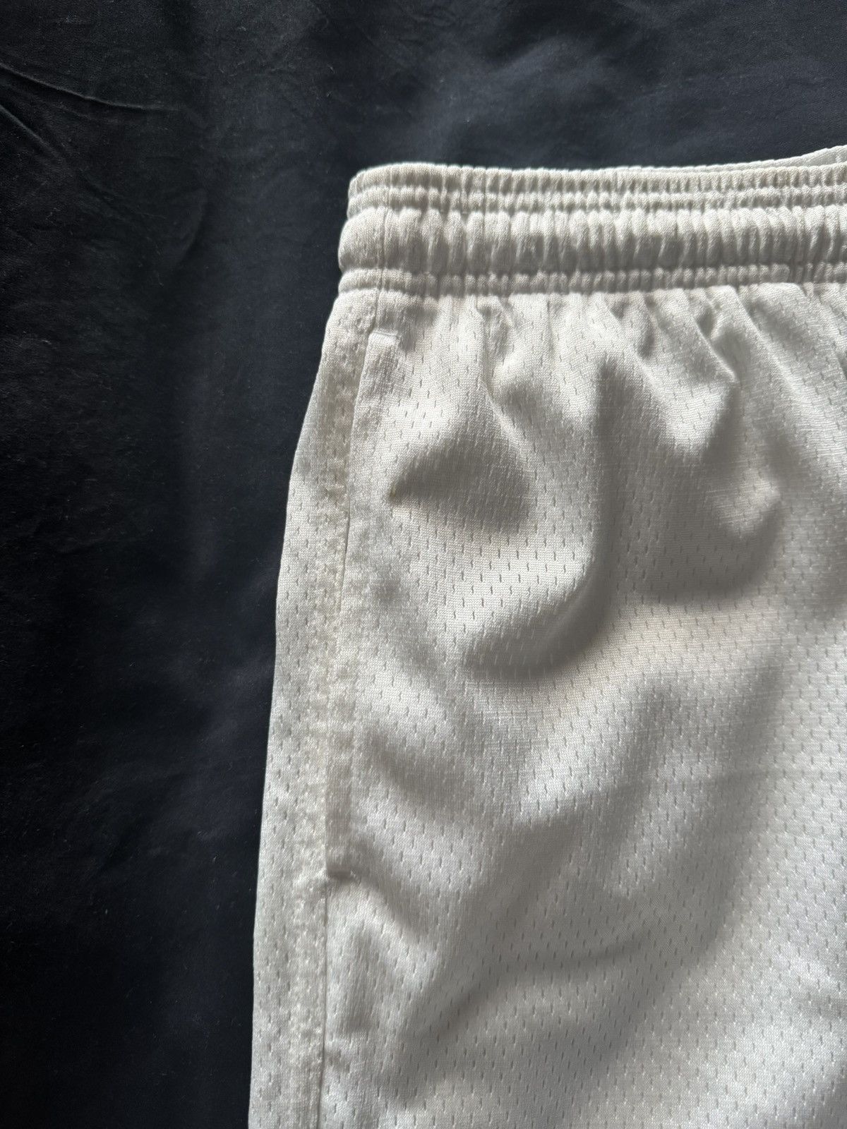 Stussy Stussy basketball net shorts white Size US 32 / EU 48 - 5 Thumbnail