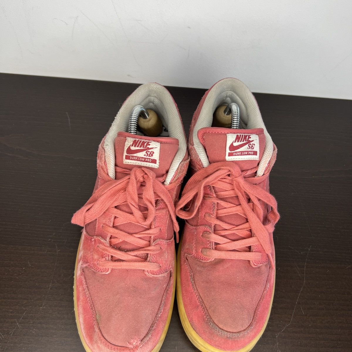 Nike size 9.5 Nike SB Dunk Low Adobe Red Gum DV5429-600 Size US 10 / EU 43 - 6 Thumbnail