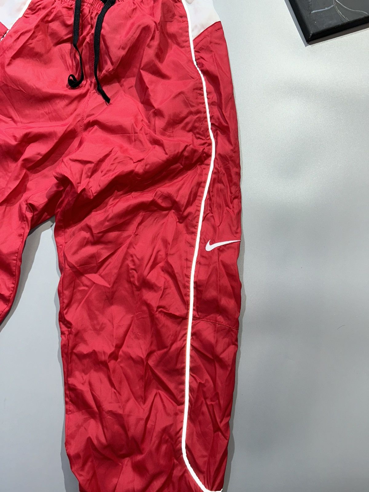 Nike Nike neilon pants vintage women Size 26" / US 2 / IT 38 - 4 Thumbnail