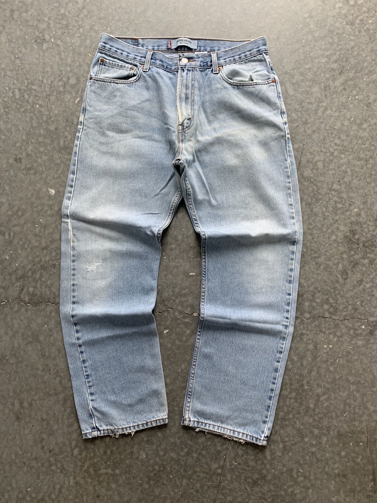 Crazy Vintage Y2K Levi’s 505 36x32 Essential Skater