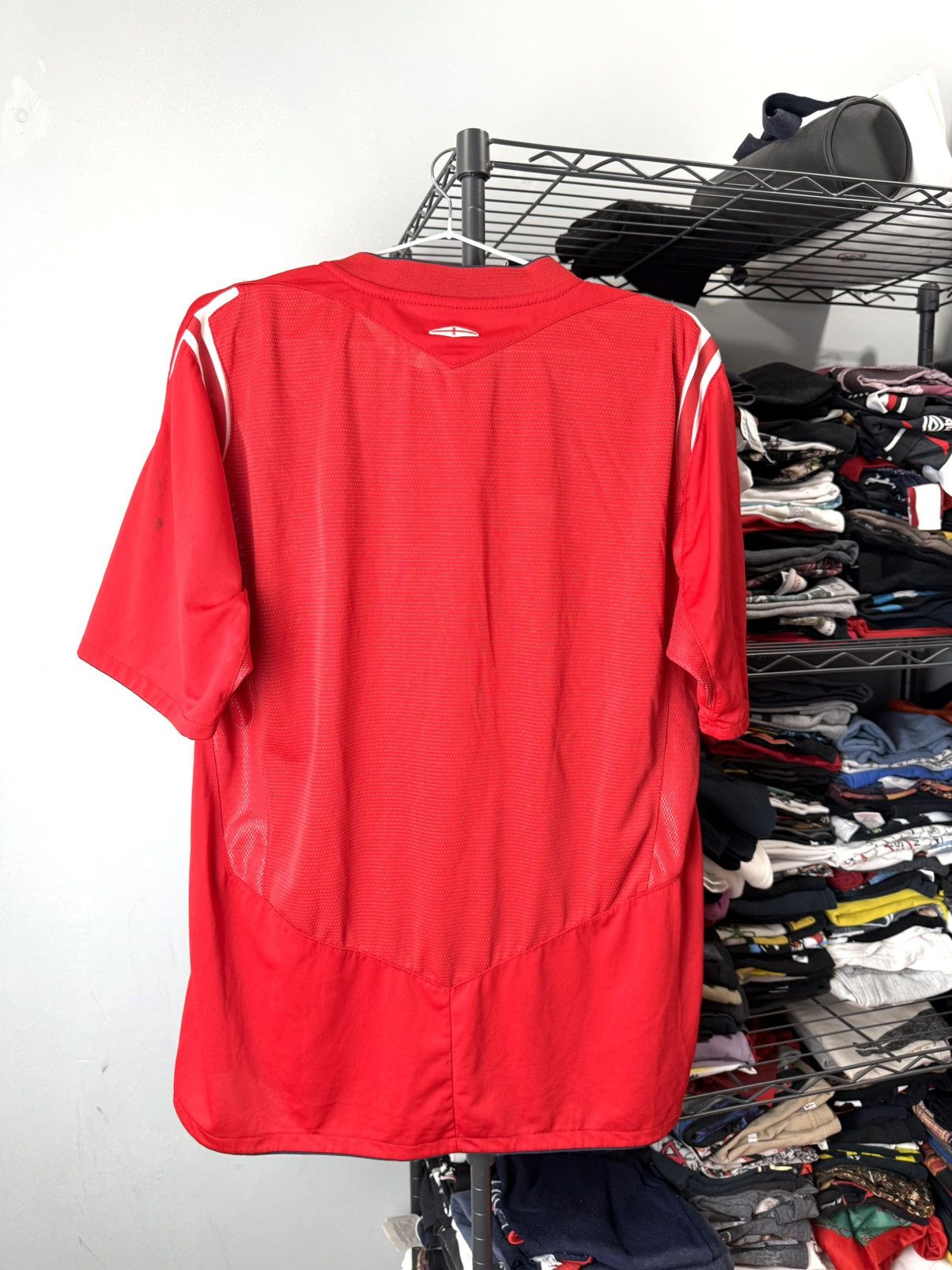 Umbro Vintage 2004 Umbro England Soccer Jersey T Shirt Size US L / EU 52-54 / 3 - 7 Thumbnail