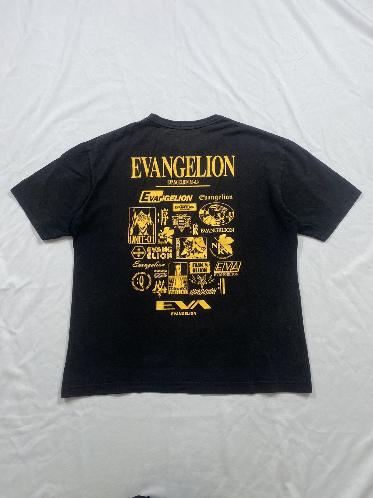 Anime Vintage Evangelion T-Shirt Size US S / EU 44-46 / 1 - 1 Thumbnail