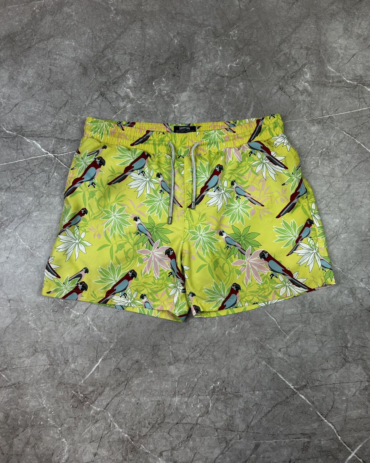 Vilebrequin Vilebrequin Men's Swim Parrot Shorts Size M Size US 32 / EU 48 - 1 Thumbnail