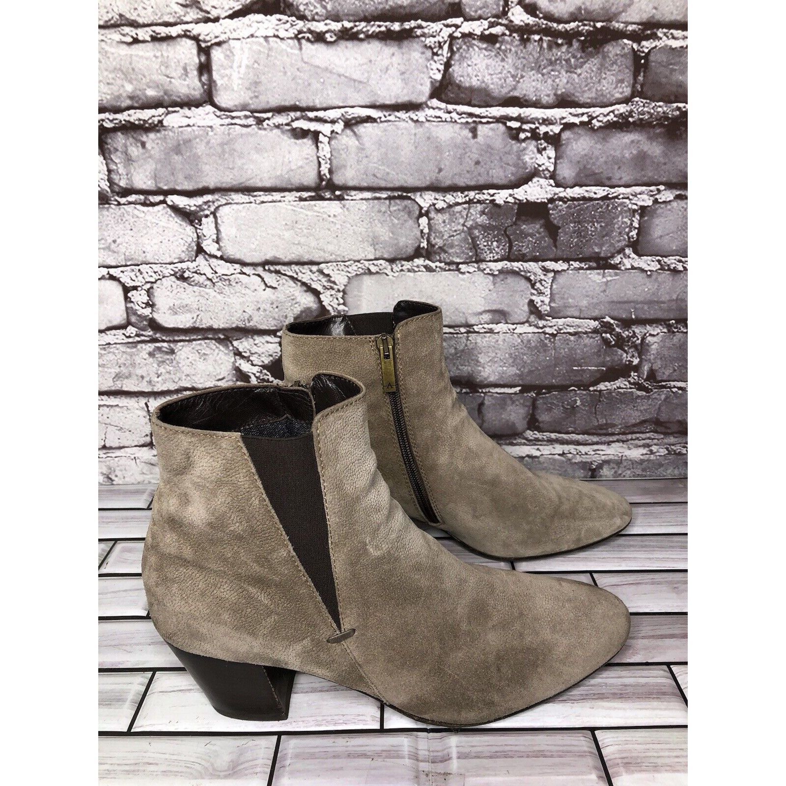 Aquatalia Aquatalia Taupe Suede Leather Side Zip Heel Ankle Booties Wo Size US 10 / IT 40 - 16 Thumbnail