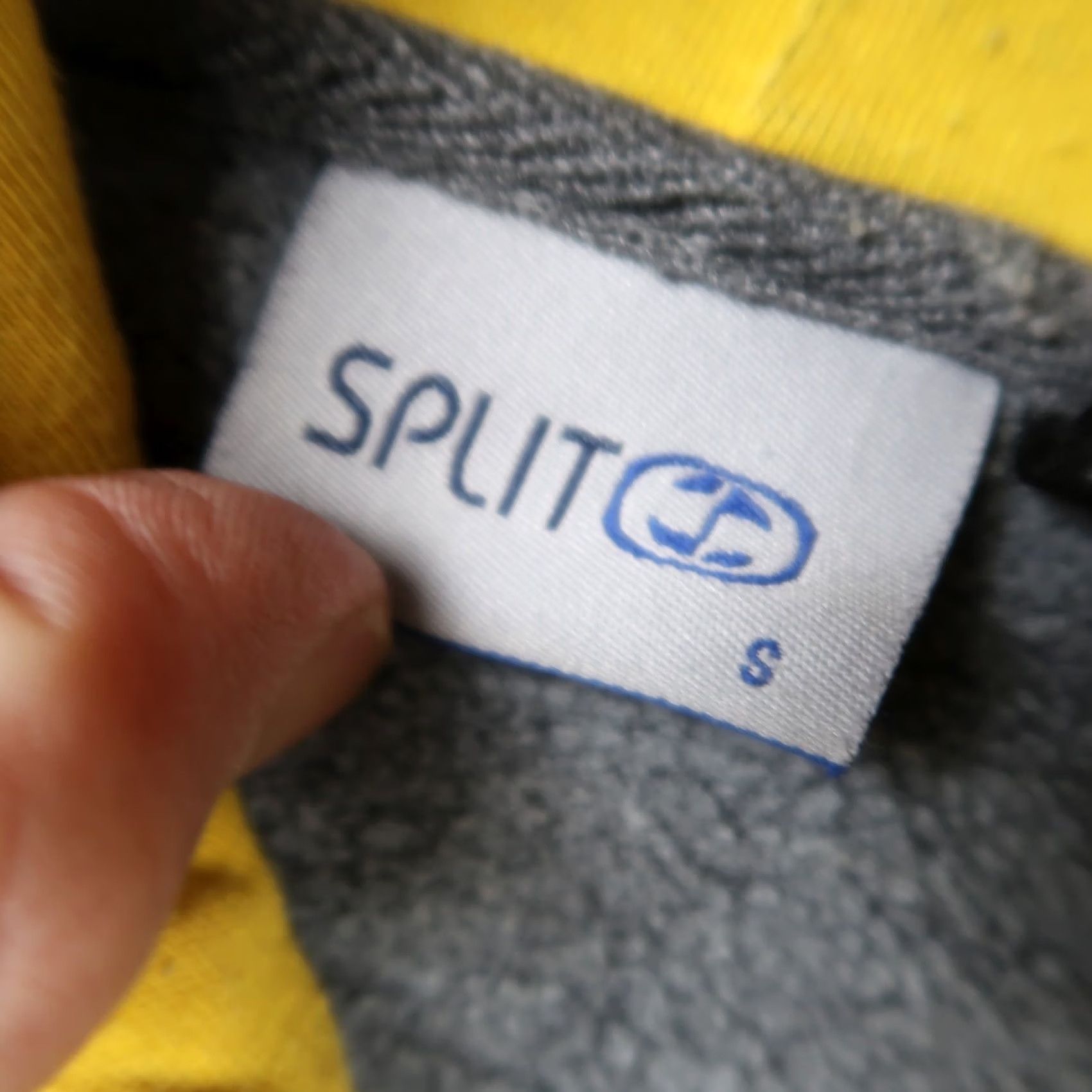 Vintage VINTAGE Split Hoodie Mens S Gray Yellow Fleece Pullover Skateboarding Shirt Size US S / EU 44-46 / 1 - 6 Thumbnail