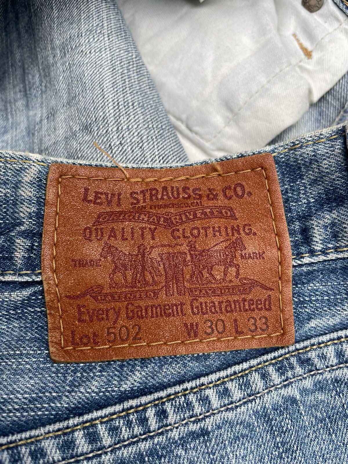 Levi's Vintage Levi’s 502 Distresed Size US 31 - 17 Thumbnail