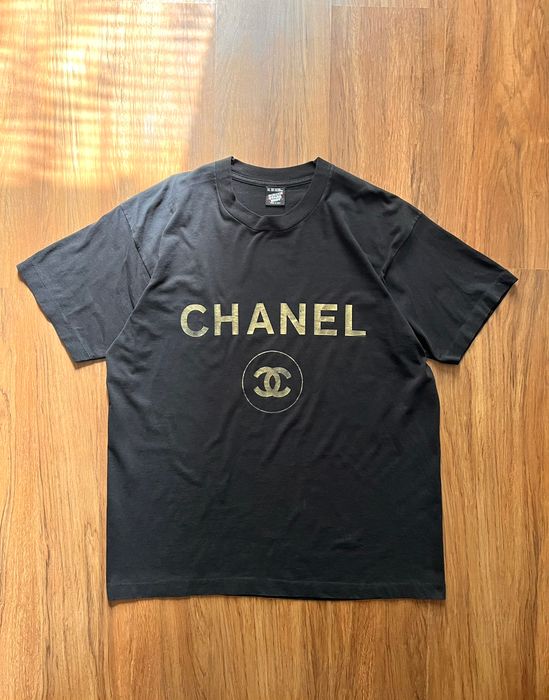 Cropped Bootleg Chanel Tshirt