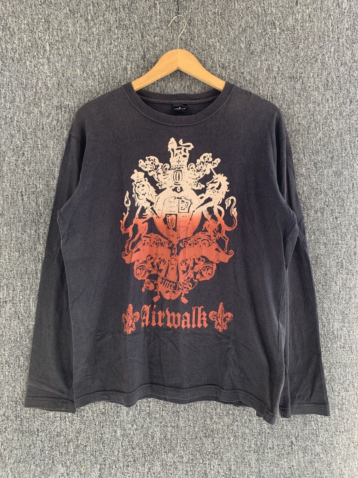 Airwalk Airwalk Y2k Sick Gothic Black Long Sleeve Size US L / EU 52-54 / 3 - 5 Thumbnail