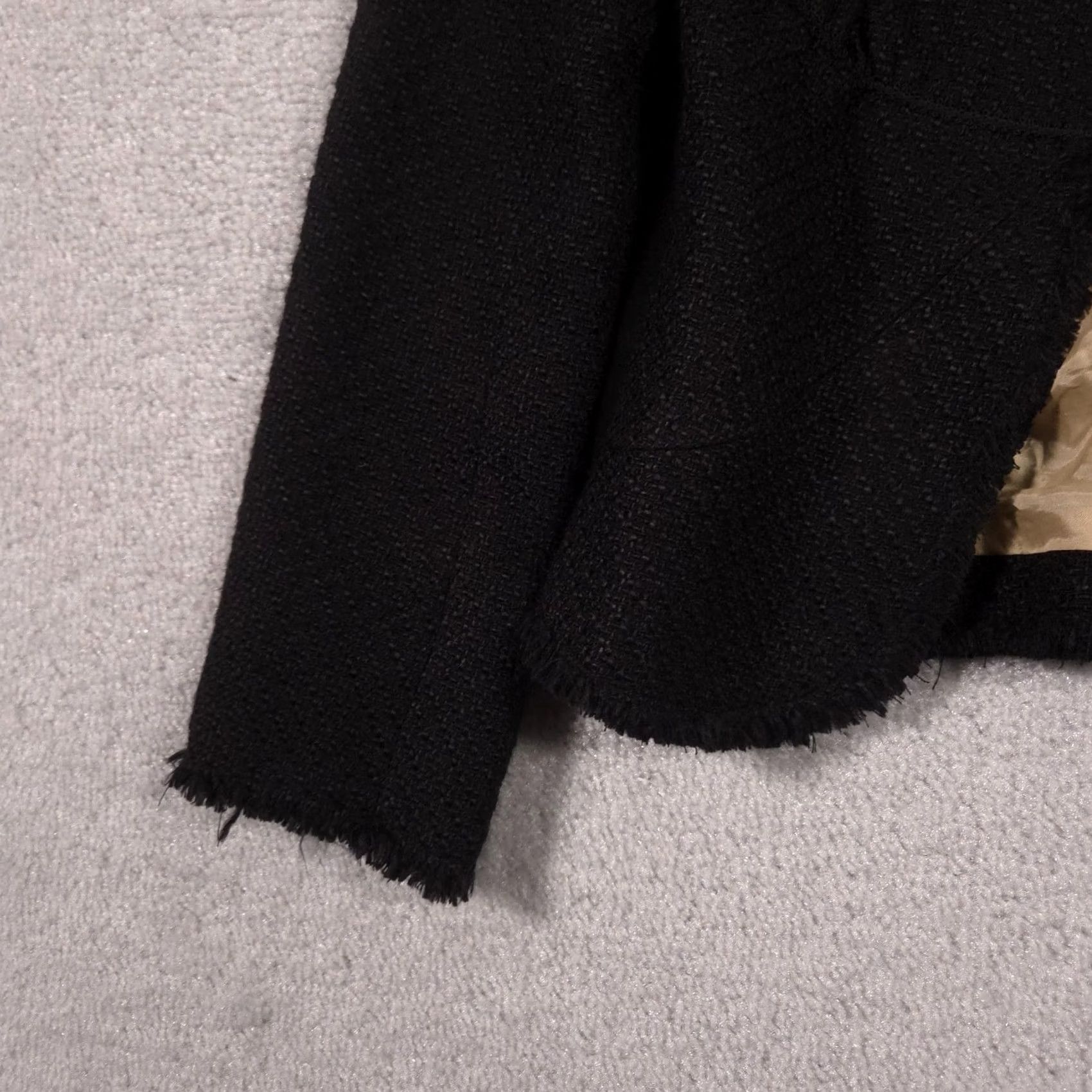 White House Black Market VINTAGE White House Black Market Blazer Womens 0 Black Boucle Fringe Career Jacket Size XS / US 0-2 / IT 36-38 - 4 Thumbnail