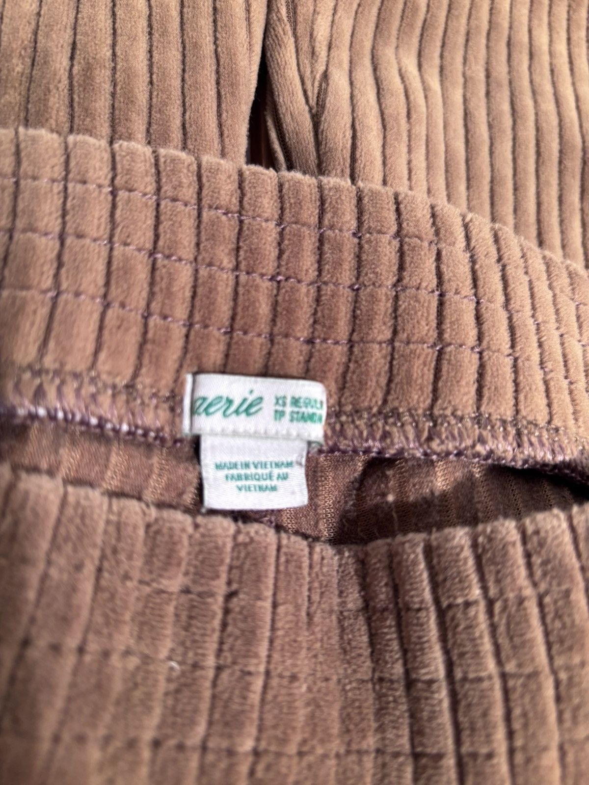 Other Aerie Corduroy Flare Leggings Size 42" / US 20 - 5 Thumbnail