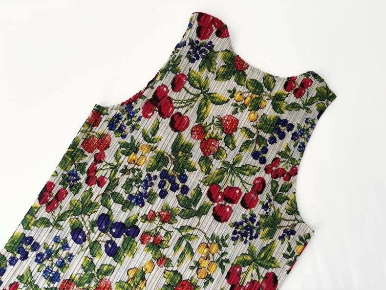 Issey Miyake Issey Miyake Cherry vest Size L / US 10 / IT 46 - 1 Thumbnail