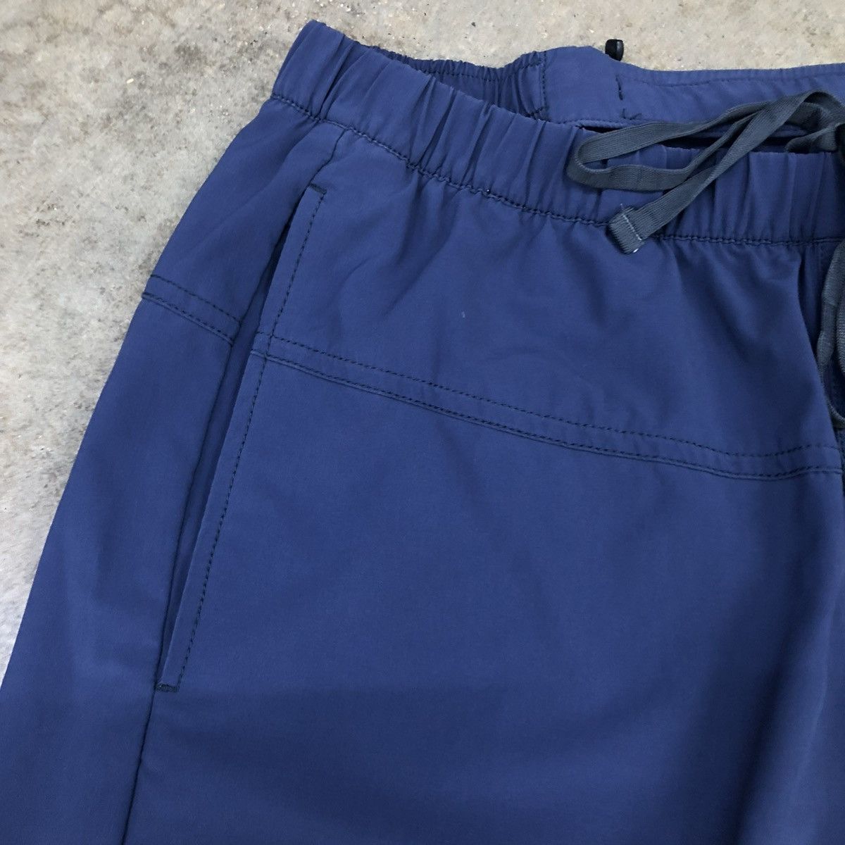 The North Face THE NORTH FACE NYLON OUTDOOR SHORT PANTS Size US 32 / EU 48 - 3 Thumbnail