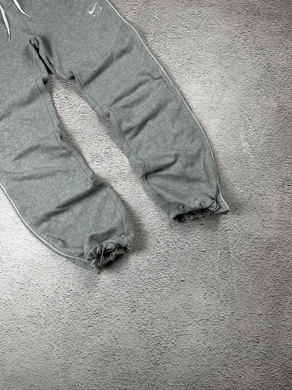 Nike Vintage Nike Track Pants Y2K Baggy Drill Style Sweat Logo Size 27" / US 4 / IT 40 - 5 Thumbnail